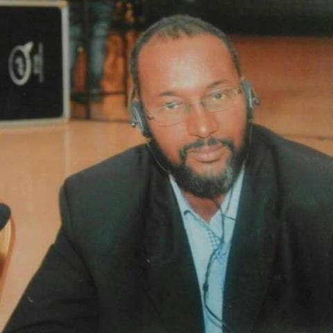 أحمد سالم ولد أحمد دكله: عضو مجلس شورى حزب "تواصل" سابقا
