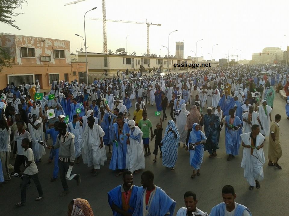 حضور المسيرة قدر بالآلاف م تعتبر أول مسيرة للمنتدى منذ تأسيسه