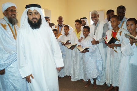 القحطاني يختبر طلاب المعهد