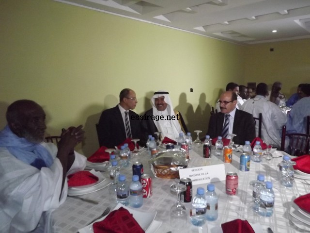 حديث ضاحك بين سفيري السعودية ومصر 