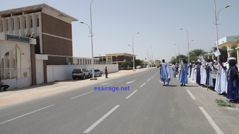 الوقفة أمام وزارة العدل 