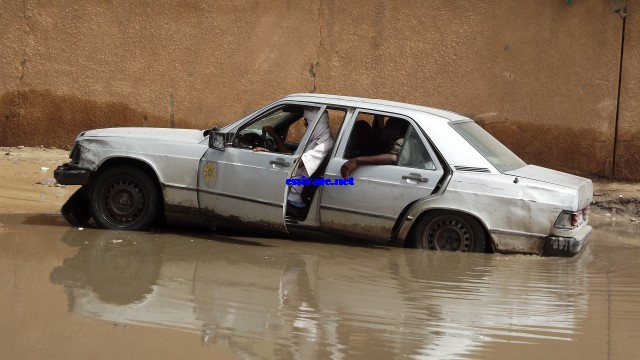 السيارة لحظة تعطلها 