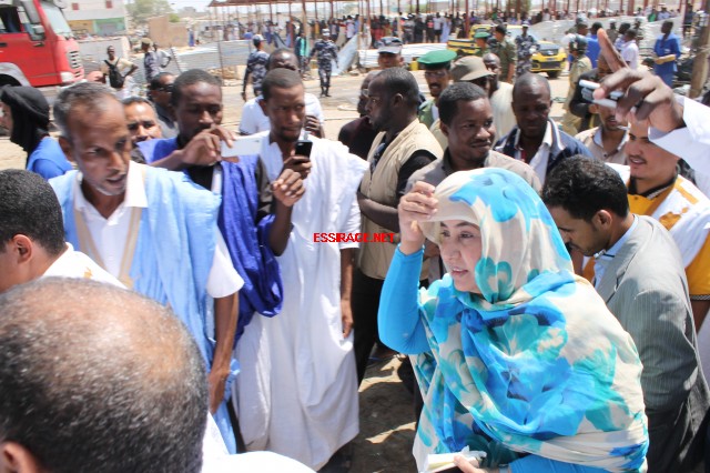 منت حمادي مصدومة تبدوا حائرة في الموقف 