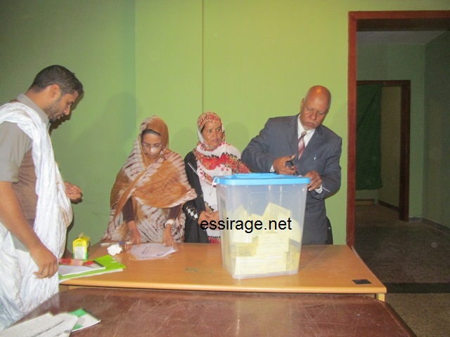 البدأ في فتح الصناديق