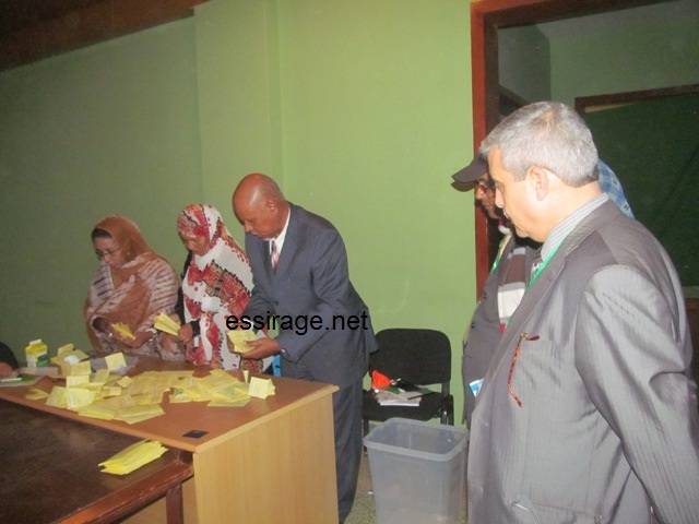 المراقبين الدوليين كانوا يراقبون العملية