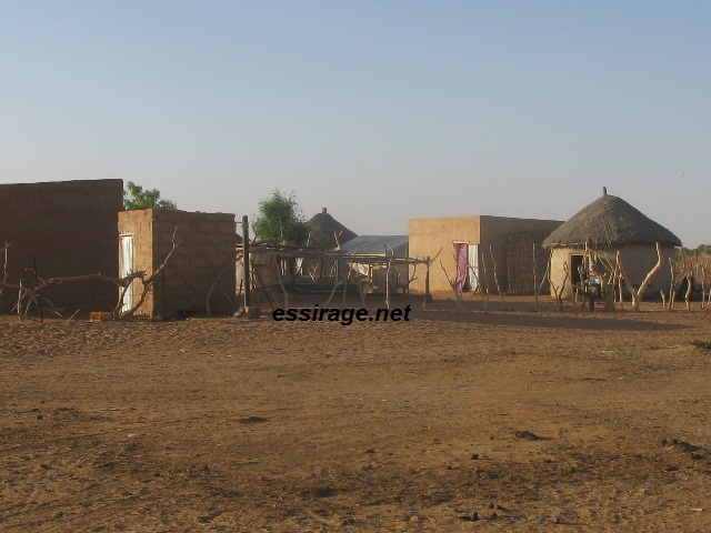 إحدى قرى الاجئين - خاص السراج
