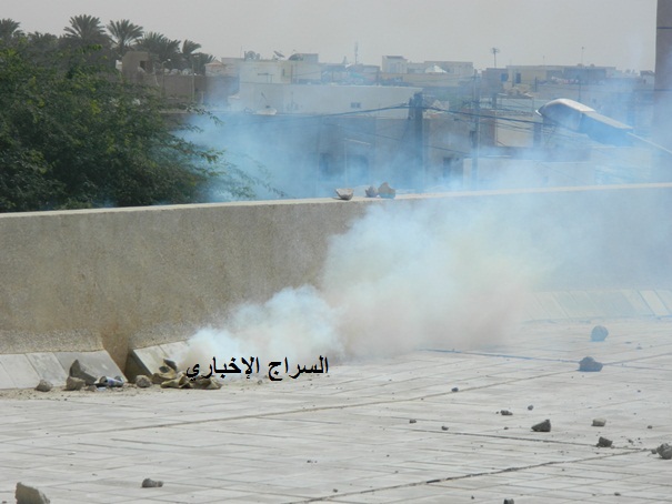 الشرطة رمت بمسيلات الدموع على سطح المعهد