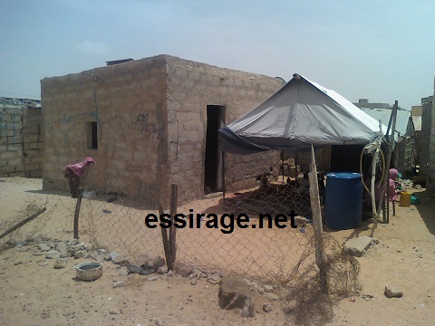 منزل الأسرة المهددة بالإستيلاء على قطعتهم الأرضية