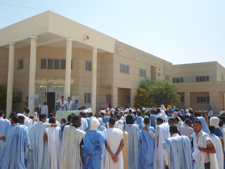 طلاب المعهد خلال المهرجان