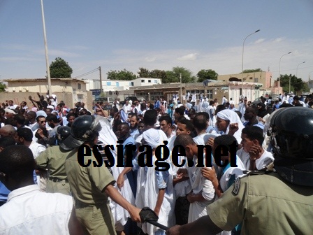 المتظاهرون عبروا عن غضبهم من الرسوم المسيئة