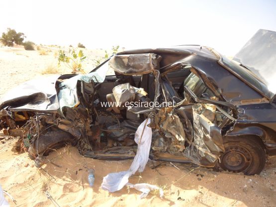 لباس السائق بقي عالقا في السيارة 