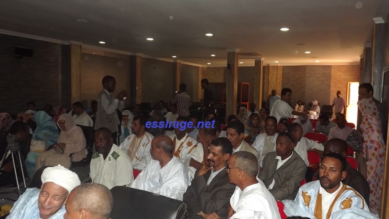 الكثير من الصحفيين حضروا الحفل 