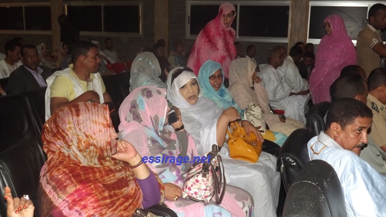 بعض الصحفيات لاحظن عدم تكريم سيدة في الحفل 