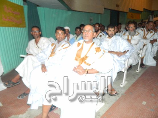بعض الحضور خلال الحفل 