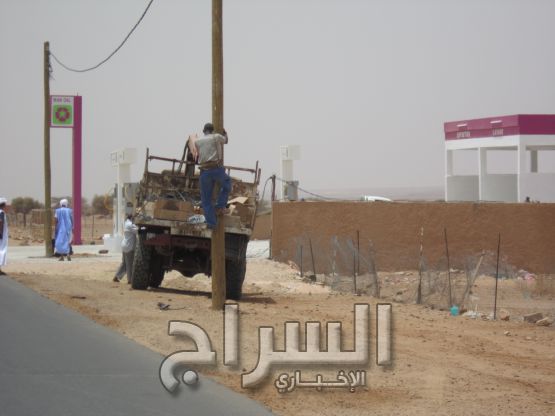تغيير المصابيح بنوعية جيدة في المدينة 