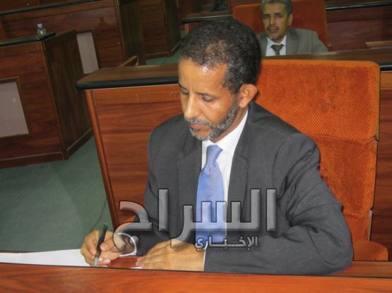 وزير الإسكان خلال جلسة اليوم 
