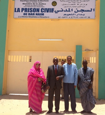 الوزير خلال زيارته  