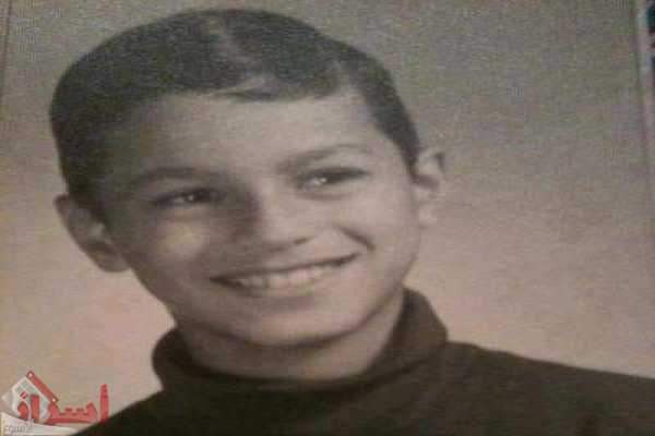 صورة من مرسي وهو لا يزال طفلا يبتسم علها تكون بشارة