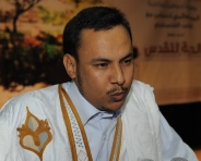 الكاتب 