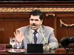 مرسي يتكلم في البرلمان المصري قبل سنوات 