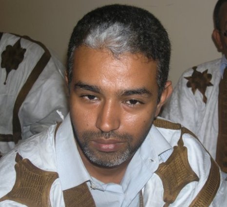 الكاتب الصحفى أحمد عيسى ولد يسلم