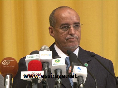 العربي ولد جدين النائب الأول لرئيس الجمعية الوطنية خلال كلمته بقصر المؤتمرات (تصوير السراج)