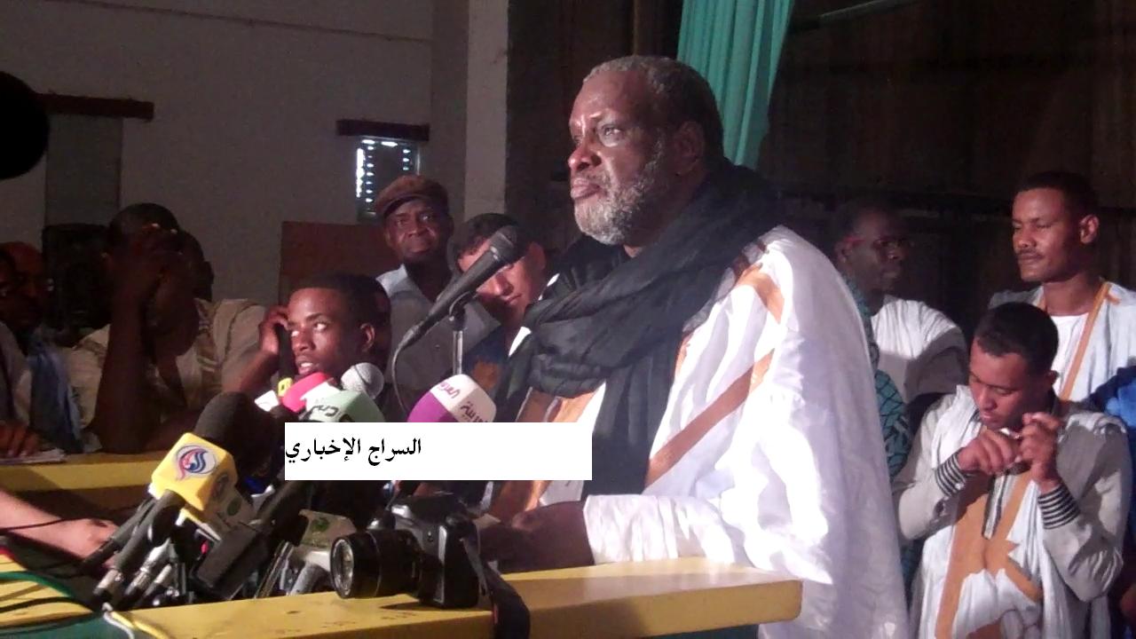 بيجل أثناء المؤتمر الصحفي مساء اليوم