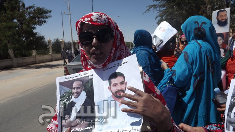 مريم منت عبد العزيز أخت أحد المعتقلين 