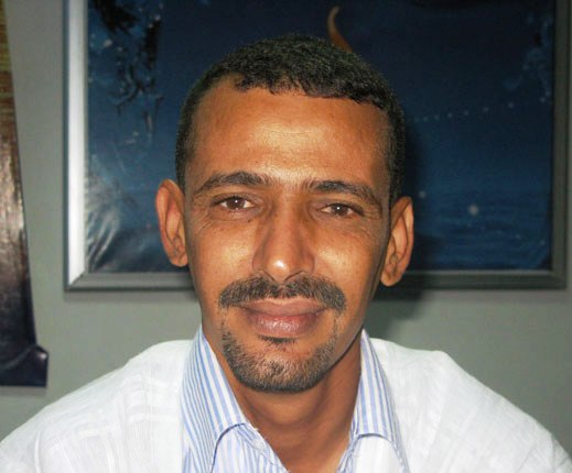 الإعلامي ونقيب الصحفيين الموريتانيين الأسبق الحسين ولد امدو (السراج)