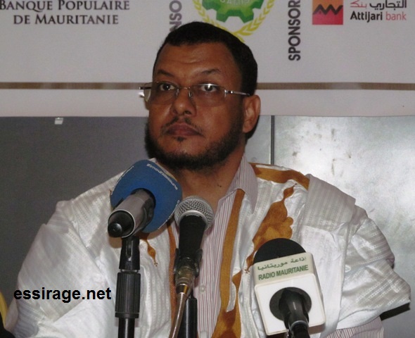الناطق الرسمي باسم المنتدى الدولي للاقتصاد والمالية الإسلامية د.محمدن ولد محمد غلام (السراج)