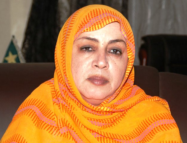 مفوضة حقوق الإنسان الموريتانية عائشة بنت امحيحم (وم أ + السراج)