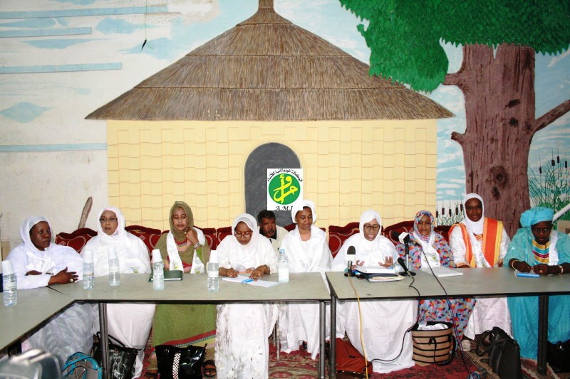 جانب من الندوة التي ناقشت واقع المرأة في موريتانيا وضرورة مساواتها مع الرجل (وم أ)
