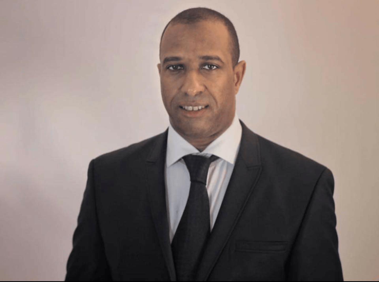 رئيس حزب تمام يوسف ولد ببانا 