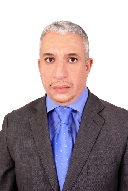 المختار ولد داهي،سفير سابق.