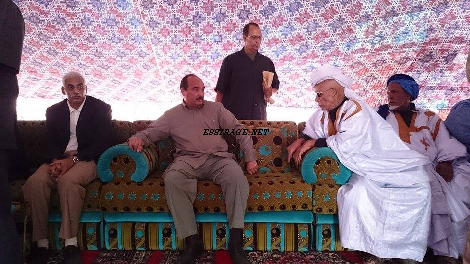 الرئيس خلال توقفه قبل ولاته