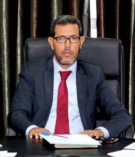 صورة الزعيم الحسن ولد محمد 