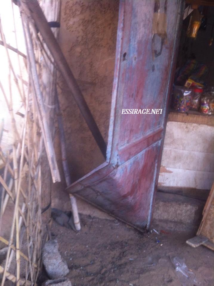 صورة أحد الدكاكين وكيف تم فتحه