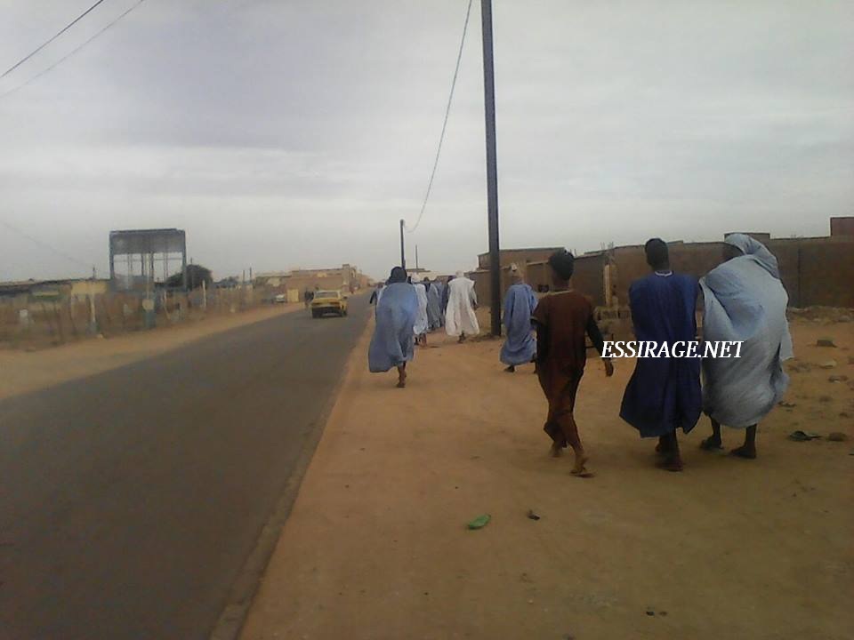صورة من توجه المنقبين للمطار فى انتظار الرئيس