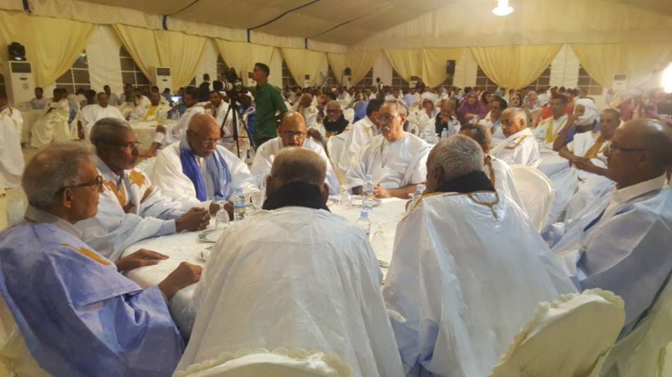 صورة بعض القادة السياسيين خلال النشاط