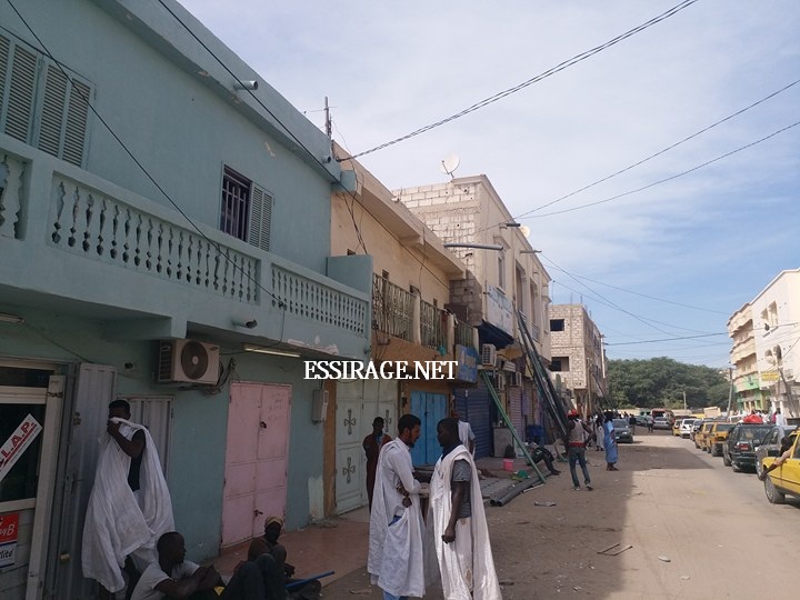 صورة من السوق المغلق 