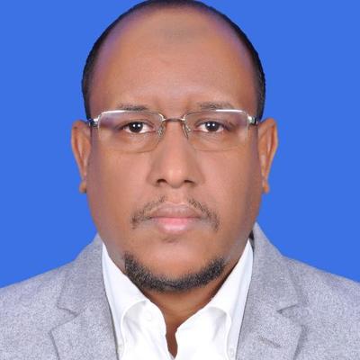 د. سيد أعمر ولد شيخنا: رئيس تيار الوفاق الوطني.