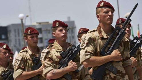 عناصر من الجيش الفرنسي