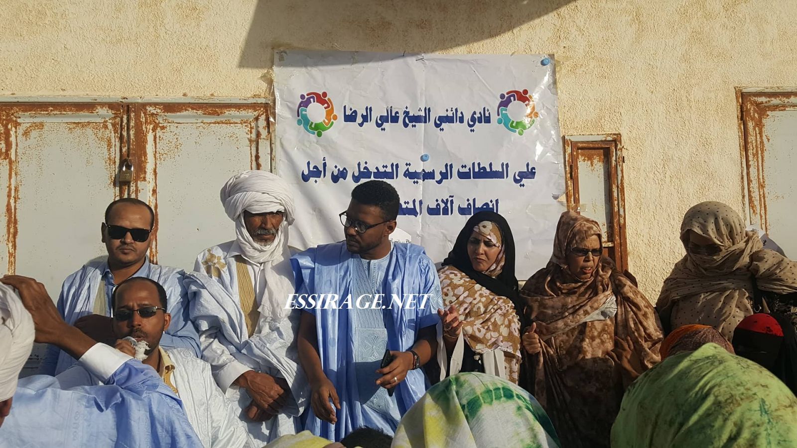 احتجاج سابق لعدد من دائني الشيخ الرضا