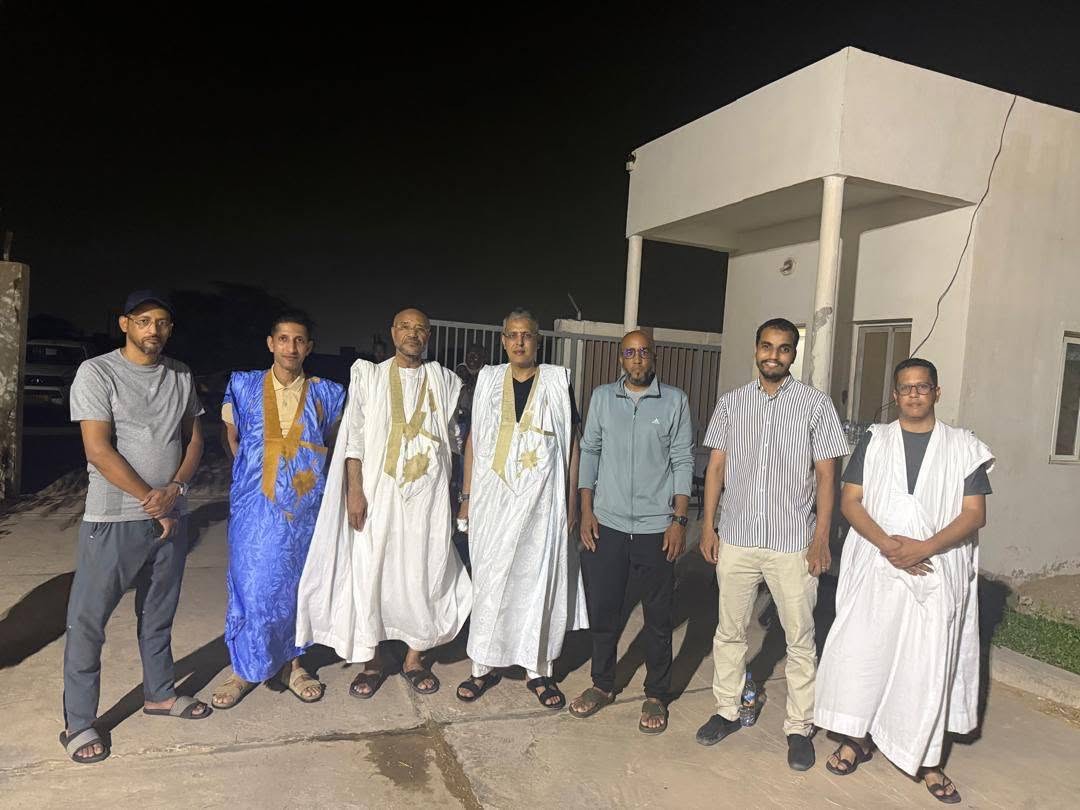 وزير الطاقة يزور محطة التحويل عقب حريق تسبب في انقطاع الكهرباء