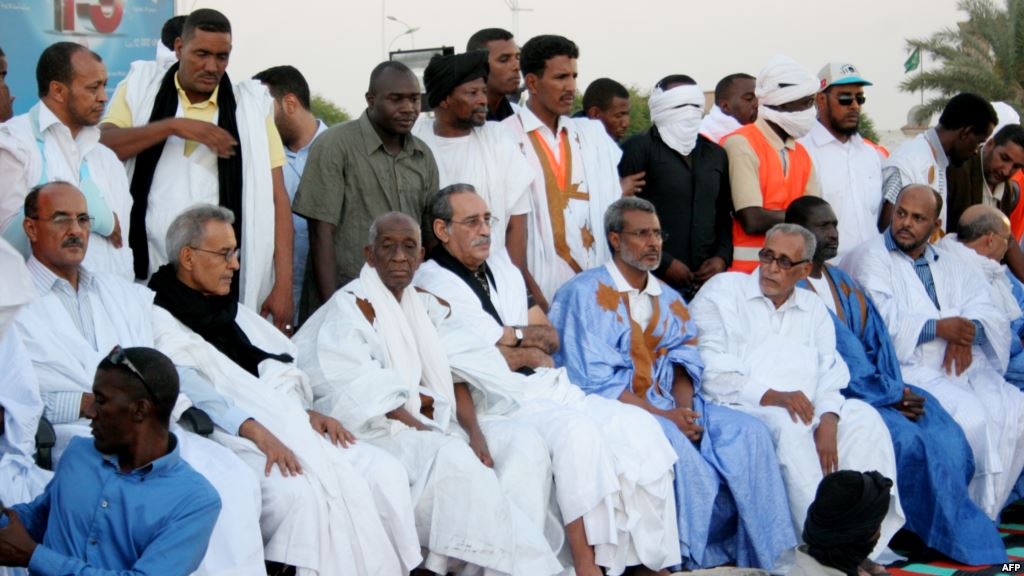 صورة من مسيرة سابقة 