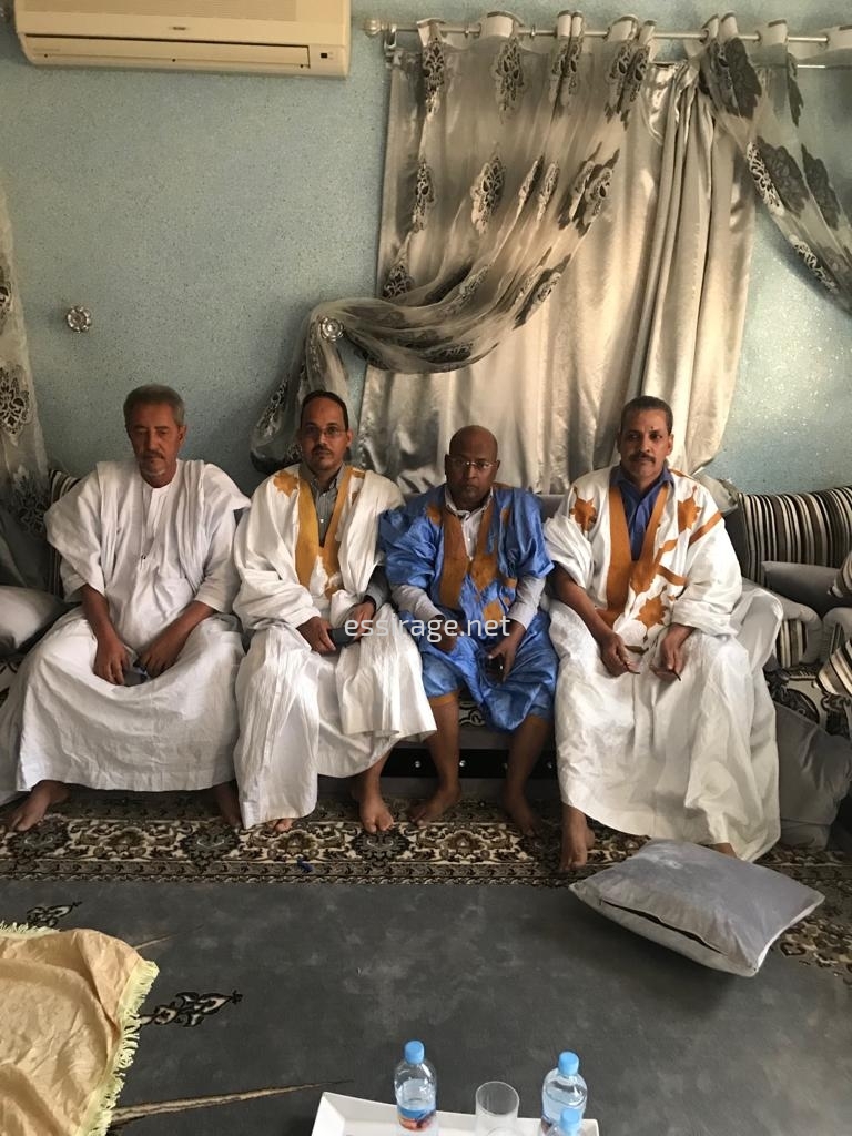 بعض النواب في منزل النائب جمال اليدالي