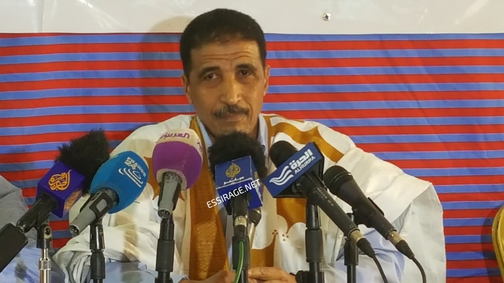 ولد مولود خلال حديثه