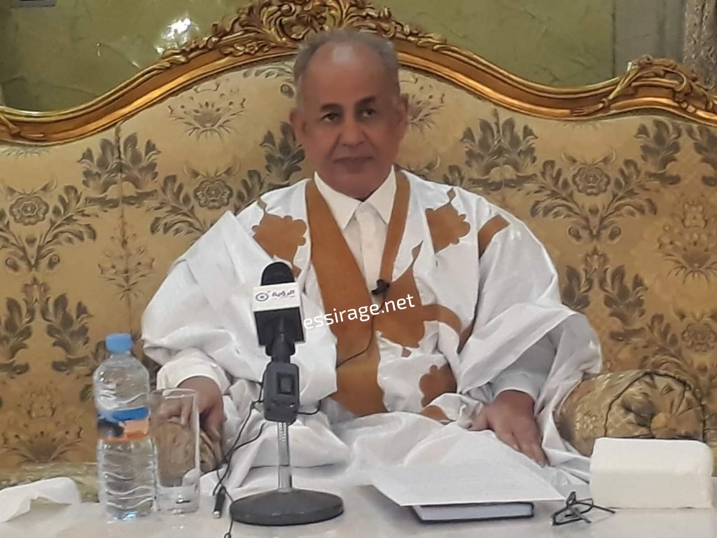 ولد محمد لغظف خلال مؤتمره الصحفي