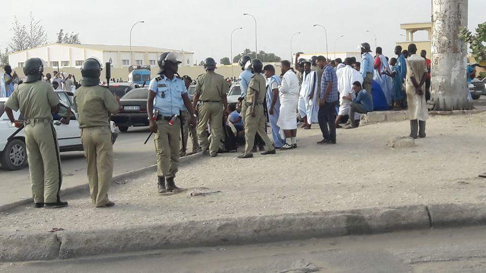 صورة من الوقفة اليوم