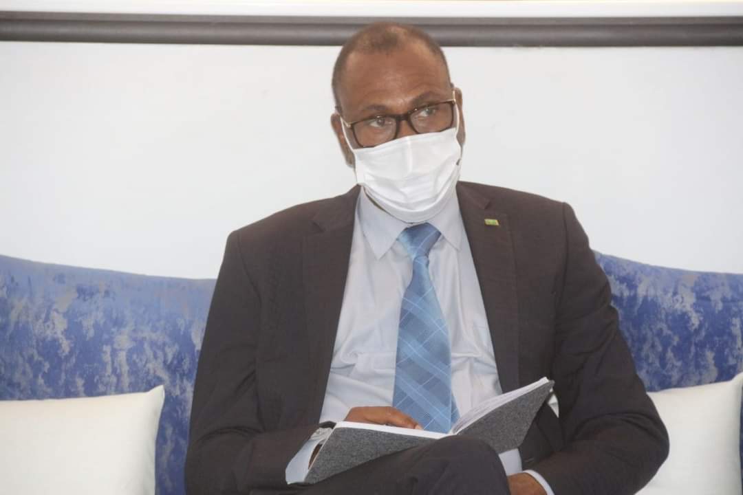 وزير الصحة خلال الاجتماع فى انواذيبو